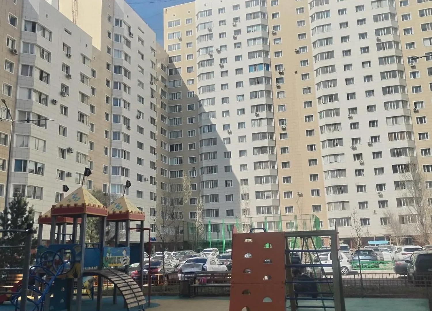 Apartment Яркие-Уютные Апартаменты Nur-Sultan